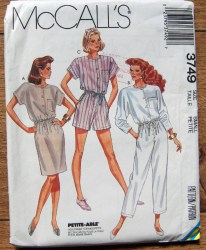 3749 MCCALLS BUTTON DRESS, JUMPSUIT LENGTHS, DRAWSTRING WAIST PATTERN XS 6-8 UNCUT